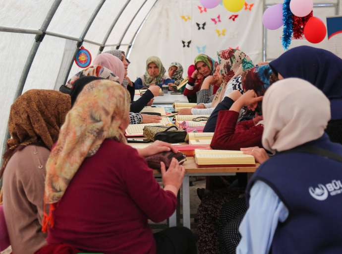 İslahiye Konteyner ve Çadır Kentlerde Ramazan Faaliyetlerimiz Devam Ediyor