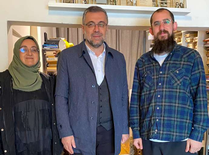 Anadolu Federasyonu Başkanımız Turgay Aldemir Kadim Sahaf Sahibi Ömer Çakır’ı Ziyaret Etti