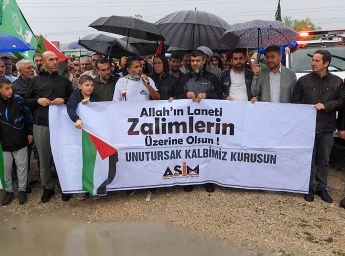 Adana'da STK'lar Bir Araya Gelerek Filistin İçin Seslerini Duyurdu