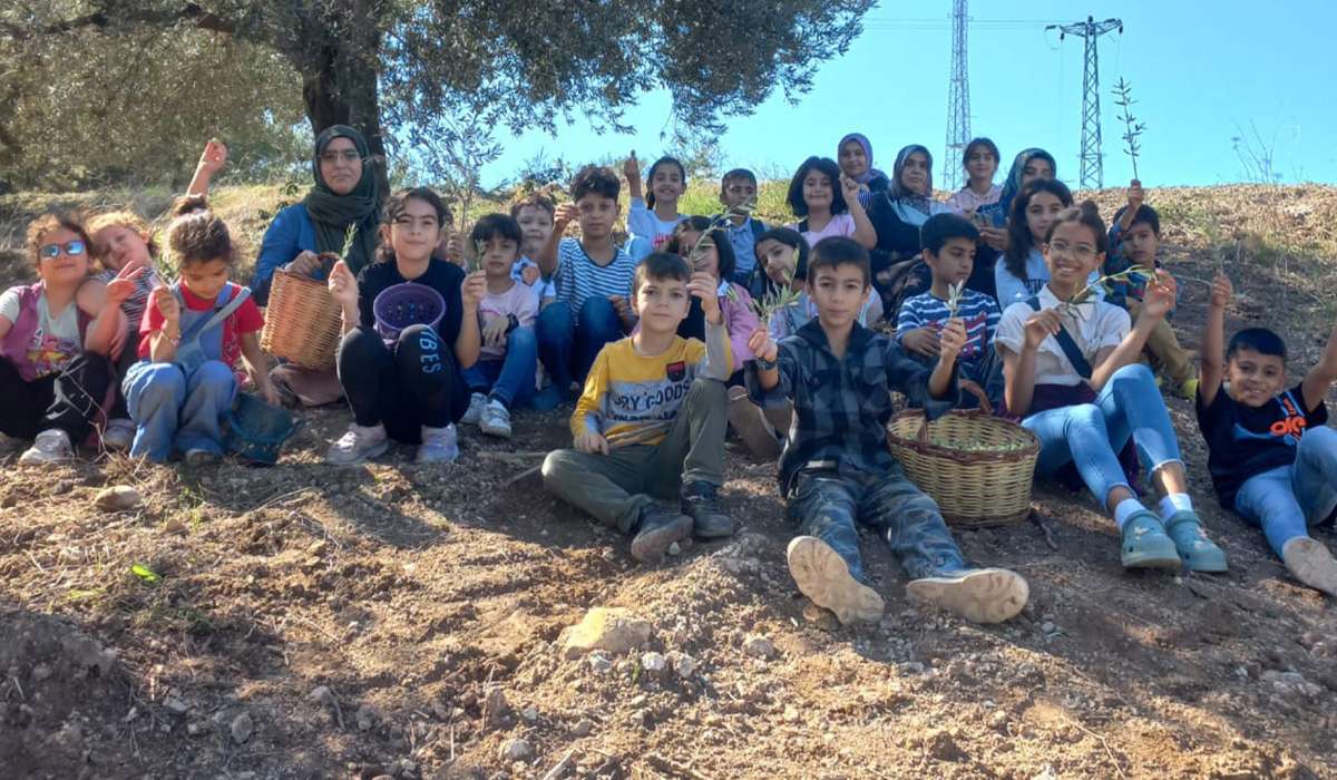 Osmaniye Evde Karakter Eğitimi Öğrencileri Zeytin Bahçesinde Faaliyet Düzenledi