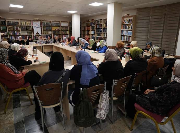 Akadder Gaziantep temsilciliği Mozaik Kadın Derneği’nde Tematik Okumalar Programı Devam Ediyor