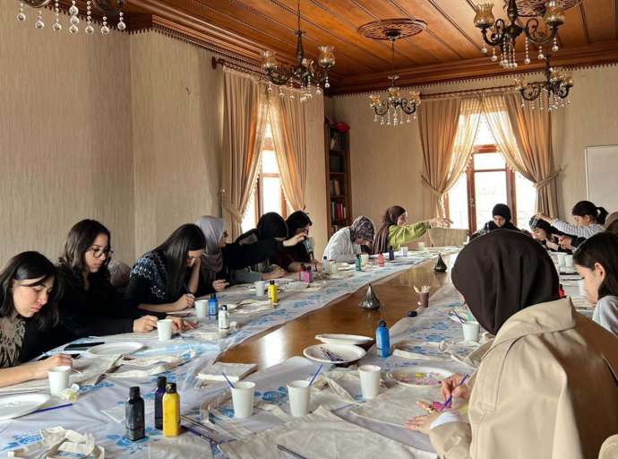 Ankara’da Gençlerle Çanta Boyama Workshop'unda Buluştuk